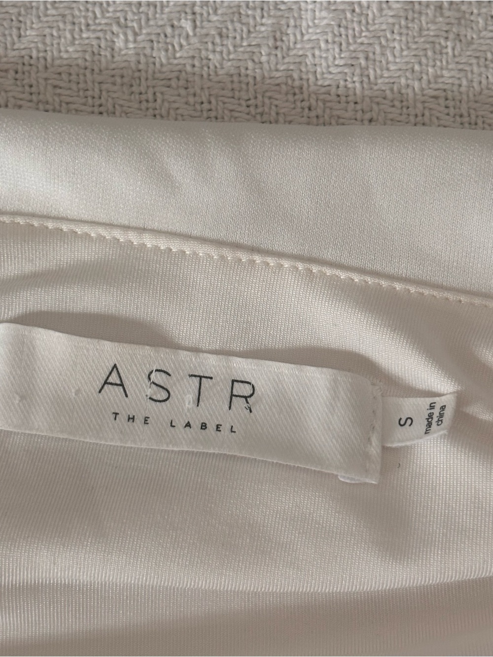 ⚪️Astr White Draped Bust Long-Sleeve Bodysuit - Picture 6 of 13